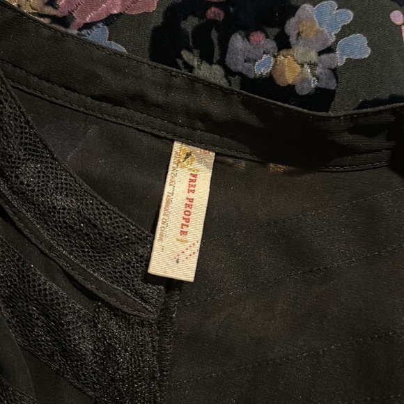 FREE PEOPLE Black velvety and lace flowy dress size 4 - Picture 8 of 12